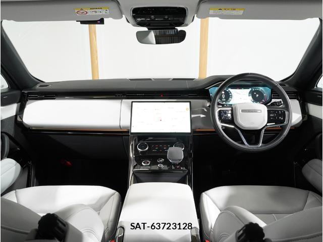 2023 Land Rover Range Rover Sport — Photo 3