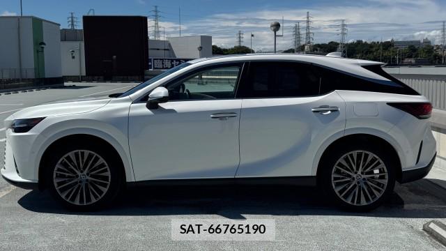 2024 Lexus RX350h — Photo 4