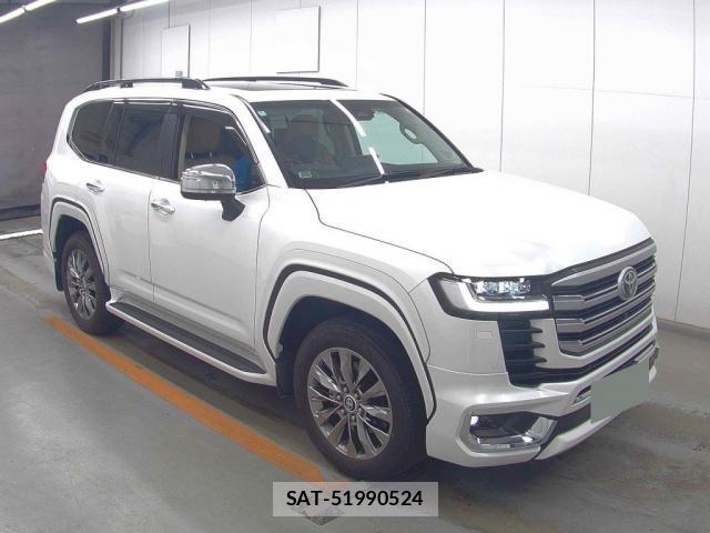 2025 Toyota Land Cruiser 300 — Photo 5