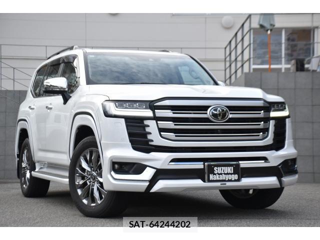 2023 Toyota Land Cruiser — Photo 3