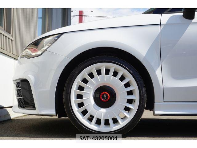 Audi A1 2013-03 6675010-16