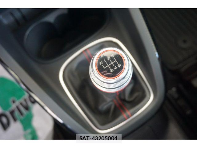 Audi A1 2013-03 6675010-1