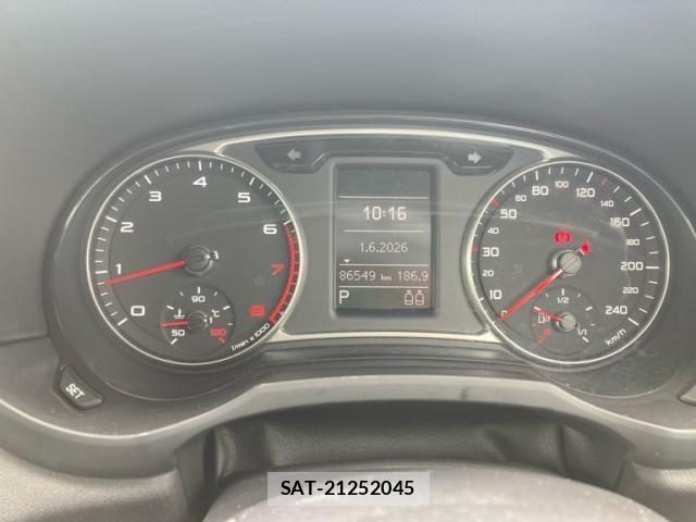 Audi A1 2013-12 7214966-16