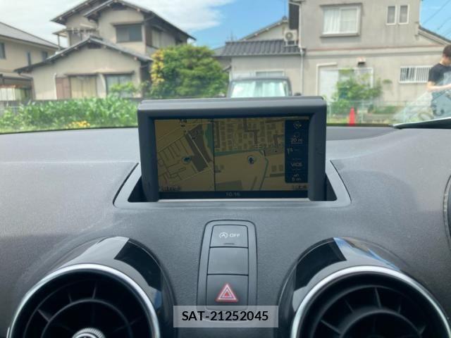 Audi A1 2013-12 7214966-22