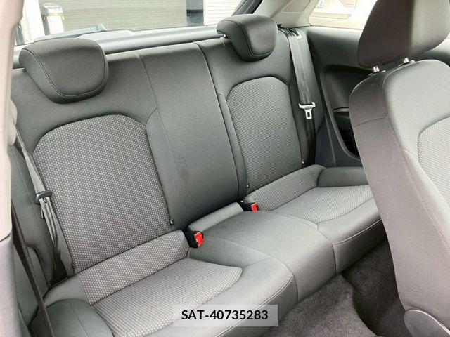 Audi A1 2017-05 7325704-11
