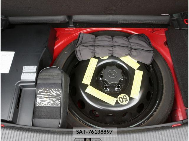 Audi A1 2011-06 7452953-11