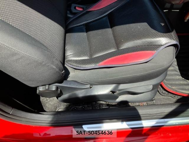 Audi A1 2011-03 7499564-12