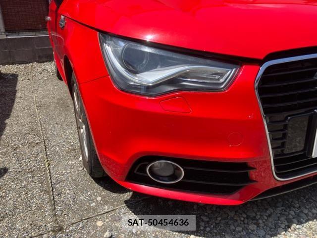Audi A1 2011-03 7499564-8