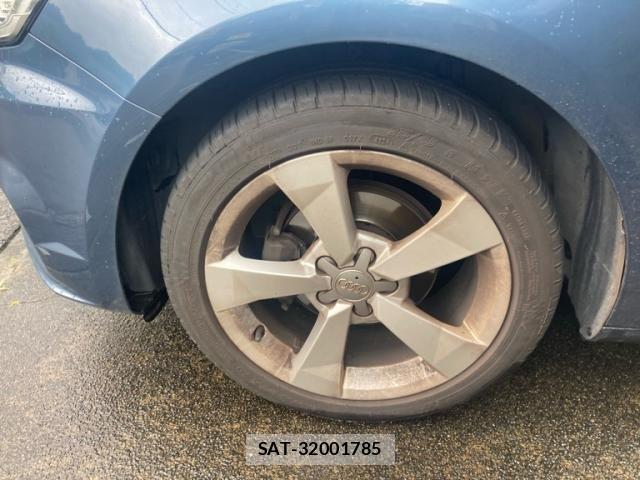 Audi A1 2016-04 7720870-9