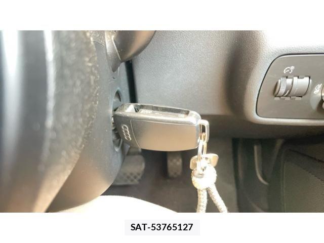 Audi A1 2011-05 8072859-16