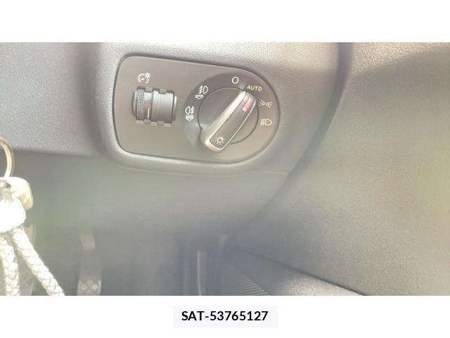Audi A1 2011-05 8072859-17