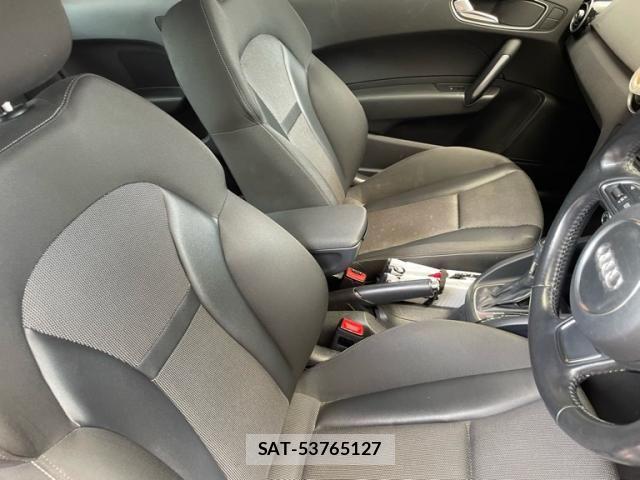 Audi A1 2011-05 8072859-19