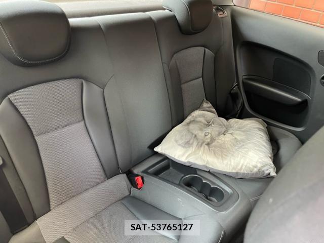 Audi A1 2011-05 8072859-20
