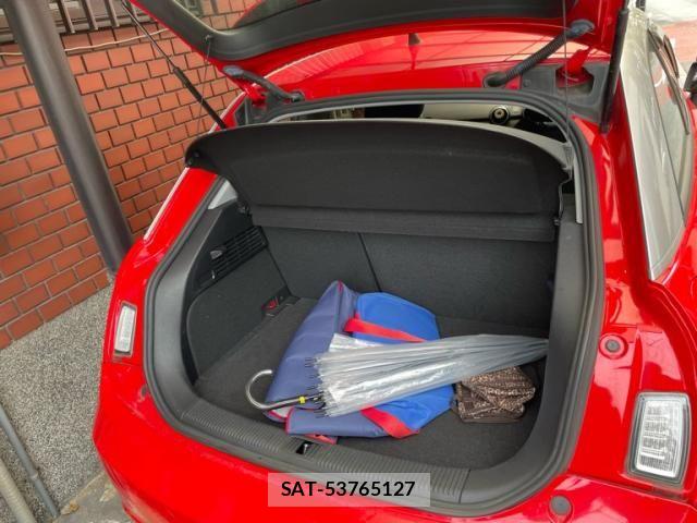 Audi A1 2011-05 8072859-21