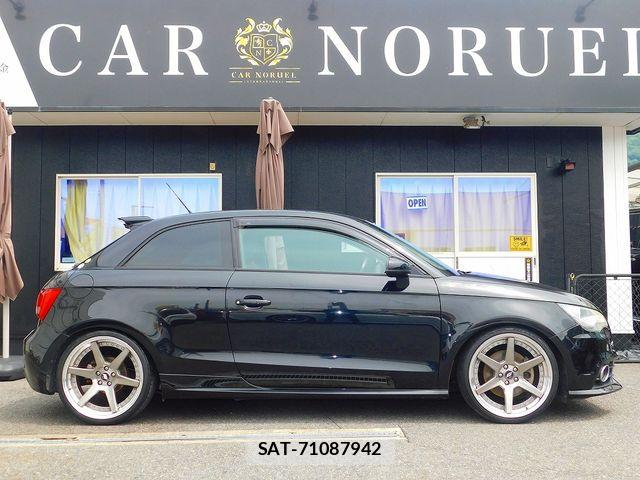 Audi A1 2011-08 8206351-12