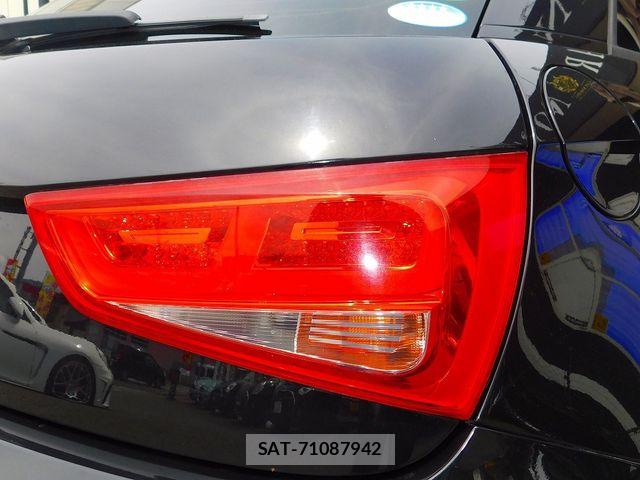 Audi A1 2011-08 8206351-17