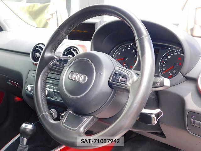 Audi A1 2011-08 8206351-25