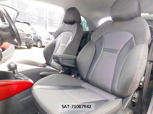 Audi A1 2011-08 8206351-27
