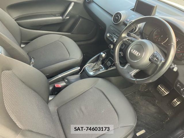 Audi A1 2013-03 8228917-11