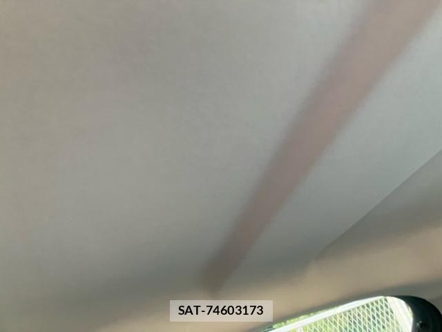 Audi A1 2013-03 8228917-19