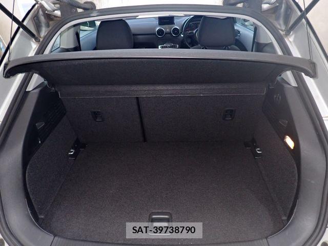 Audi A1 2013-09 8625841-24
