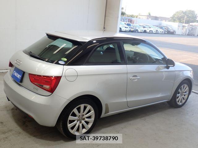 Audi A1 2013-09 8625841-7