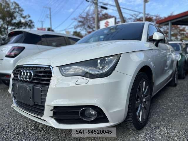 Audi A1 2013-02 1444965-1