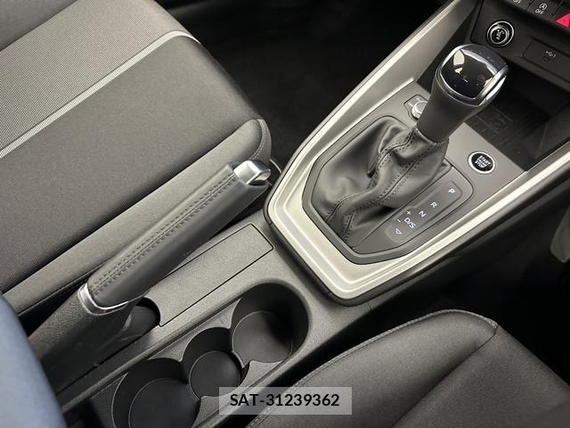 Audi A1 2025-12 6610572-10