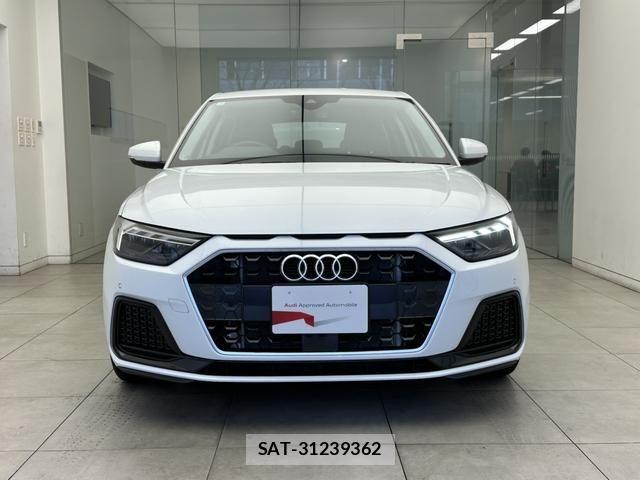 Audi A1 2025-12 6610572-11