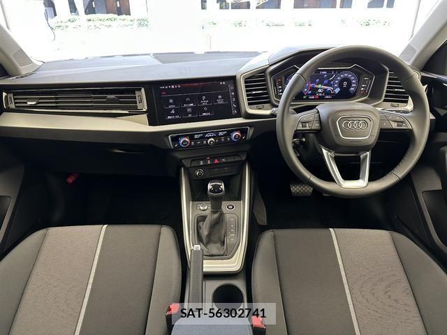 Audi A1 2025-12 6610571-9