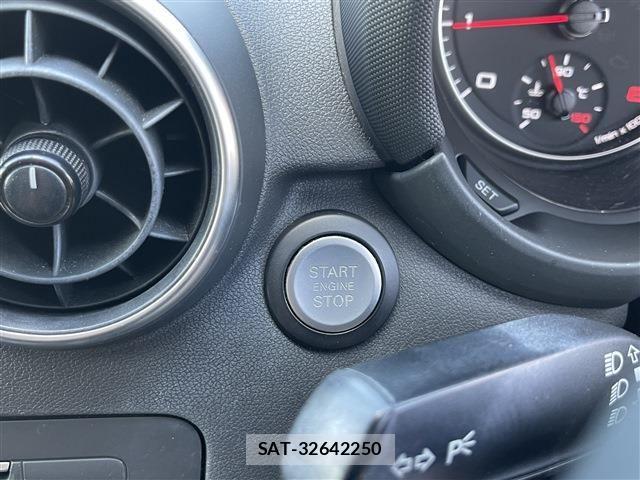 Audi A1 2016-11 6750892-10