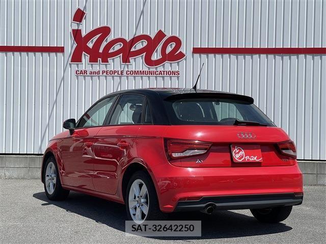 Audi A1 2016-11 6750892-1