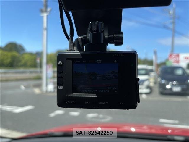 Audi A1 2016-11 6750892-5