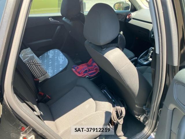 Audi A1 2015-12 6902177-15