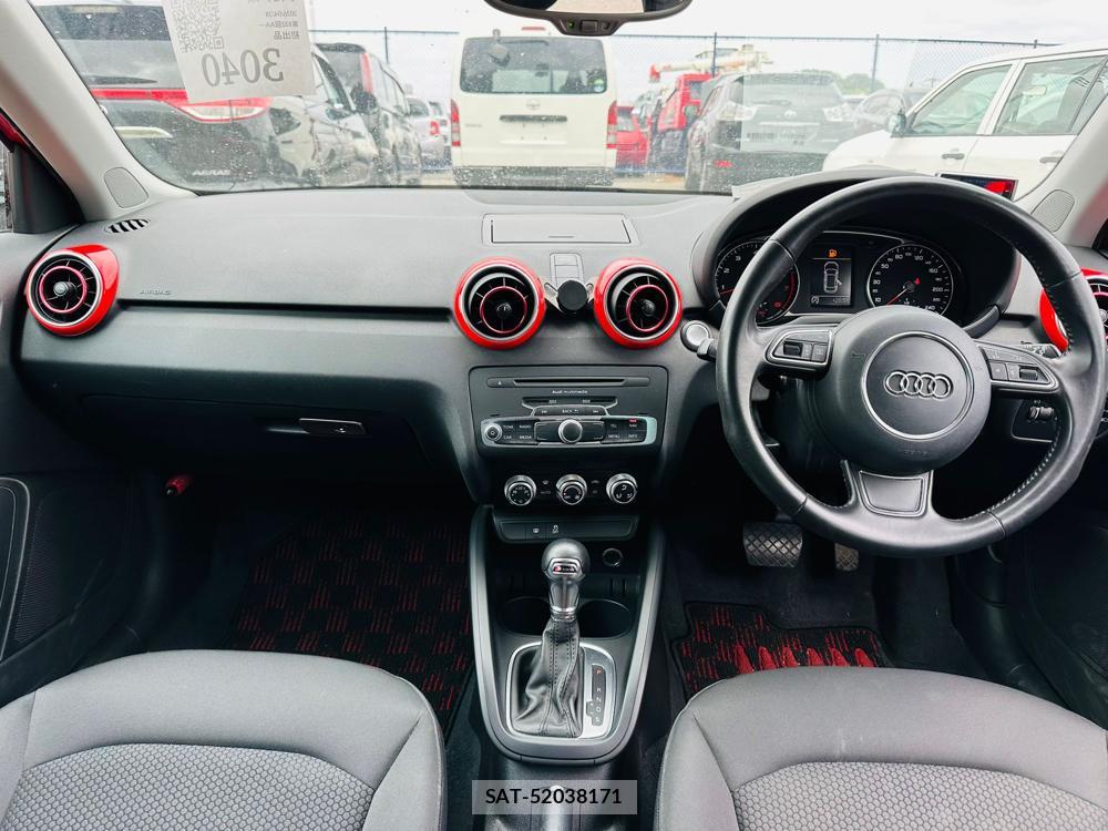 Audi A1 2012-09 4929798-12