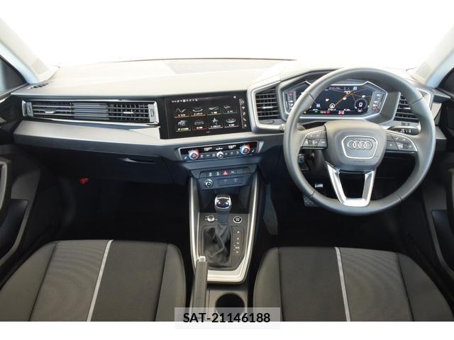 Audi A1 2025-10 7214964-10