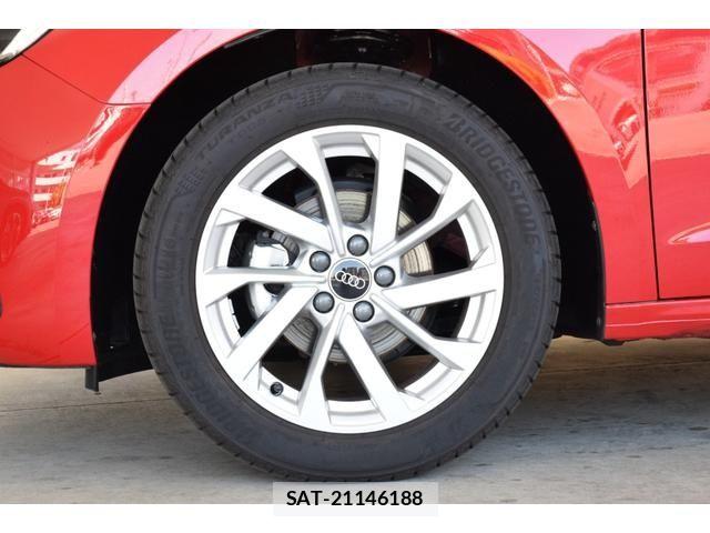 Audi A1 2025-10 7214964-17