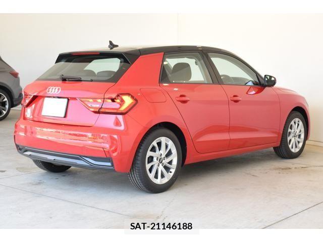 Audi A1 2025-10 7214964-2