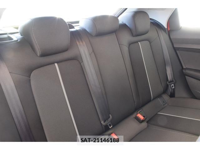 Audi A1 2025-10 7214964-4