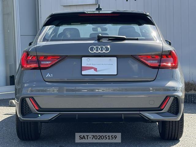 Audi A1 2025-10 7271537-12