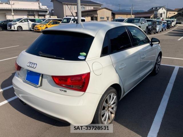 Audi A1 2013-06 7325712-3