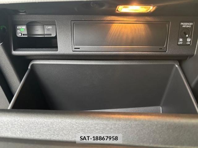 Audi A1 2025-10 7356845-9