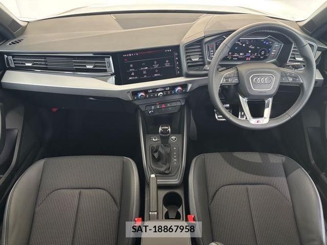 Audi A1 2025-10 7356845-10
