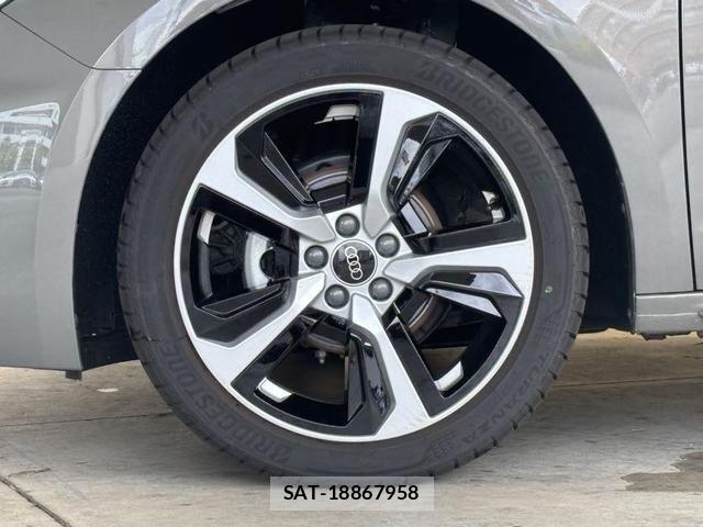 Audi A1 2025-10 7356845-16