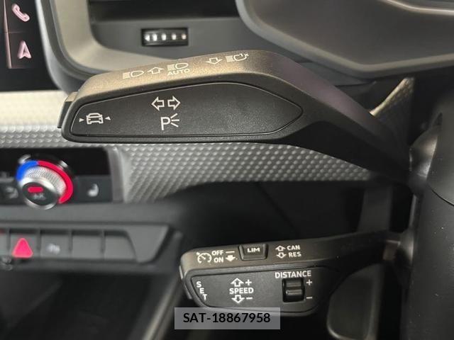 Audi A1 2025-10 7356845-7