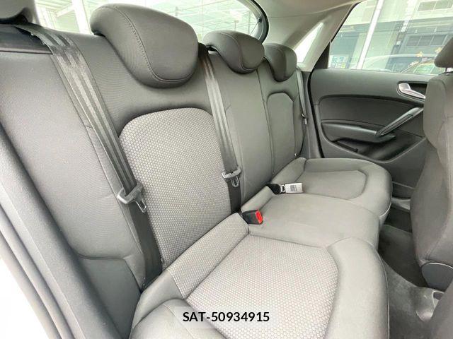 Audi A1 2015-09 7356844-8