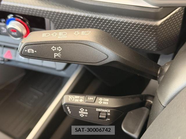 Audi A1 2025-10 7391383-7