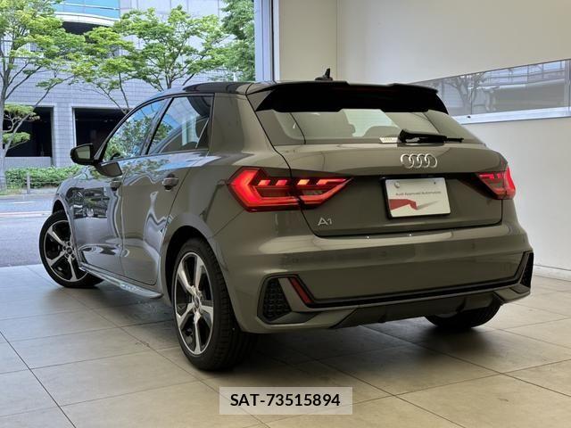 Audi A1 2025-10 7391380-2