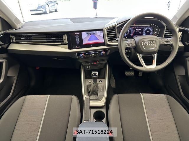 Audi A1 2025-10 7452954-9