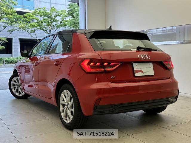 Audi A1 2025-10 7452954-2